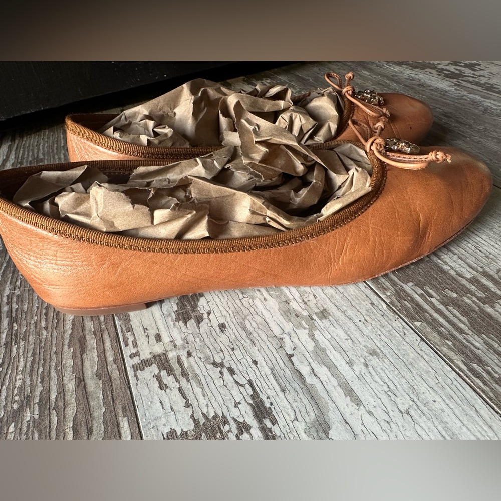 Tory Burch Goat Leather Ballet Flat Shoes, tan color, size 8 - Picture 9 of 10